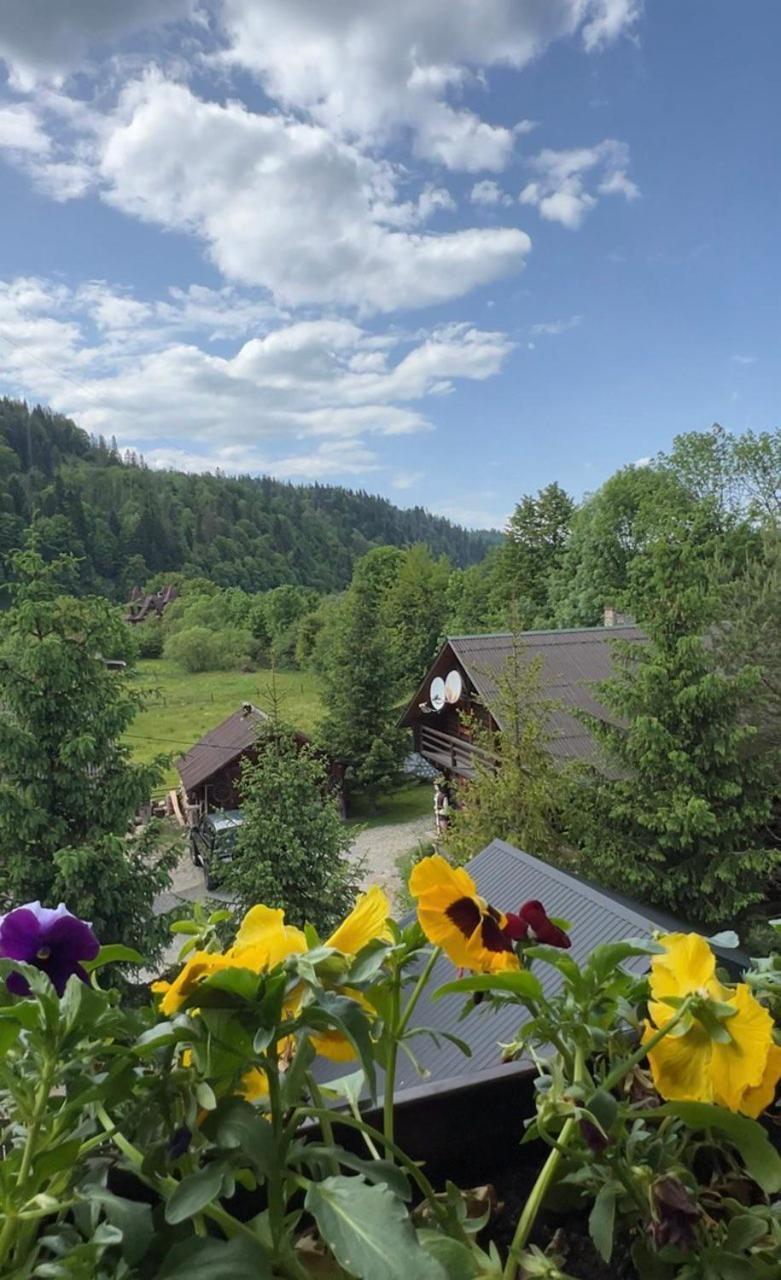Кам'Яний Двір Mykulytschyn Exterior foto